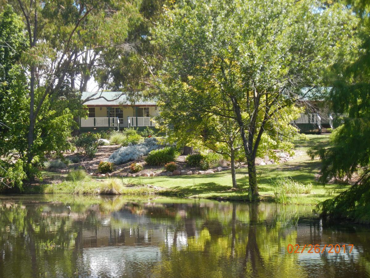 Granite Gardens Cottages & Lake Retreat Stanthorpe Exteriör bild